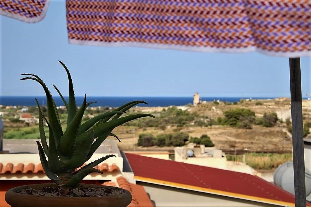 Апартаменты La Terrazza Di Mariel Пакино Экстерьер фото