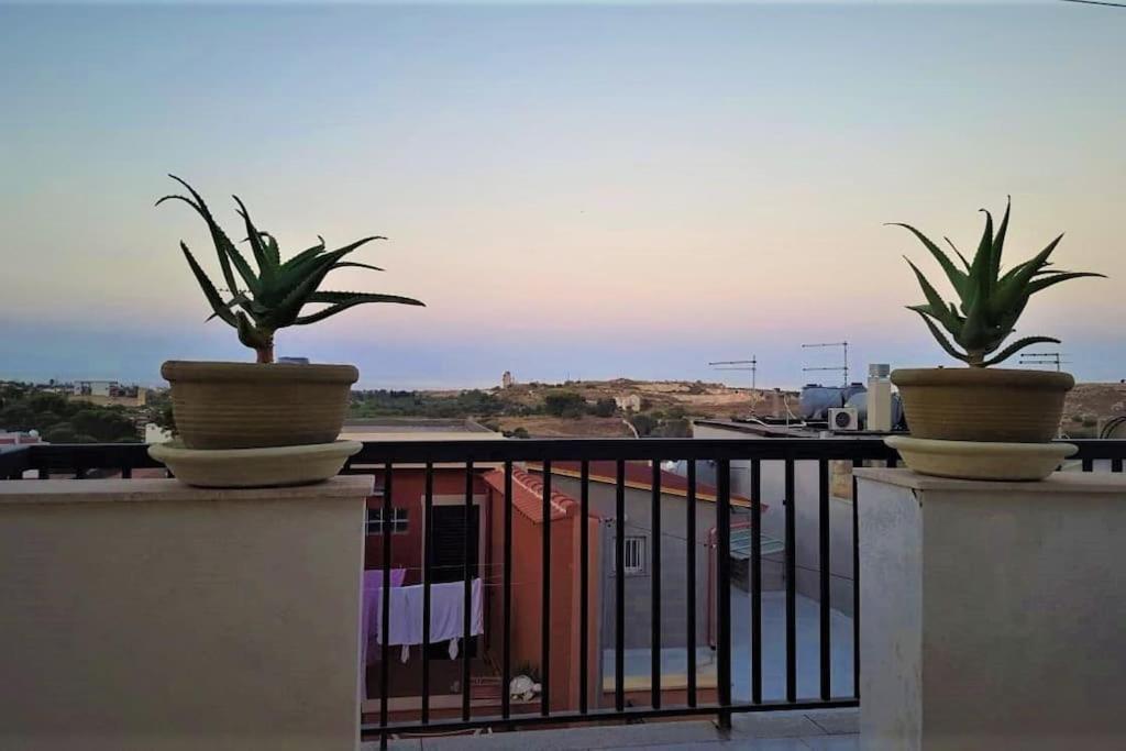 Апартаменты La Terrazza Di Mariel Пакино Экстерьер фото